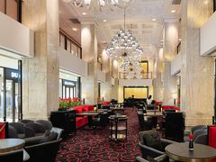 -Salon de The de Joel Robuchon(外滩18号店)