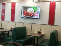 大堂-李先生牛肉面大王(营口大润发店)