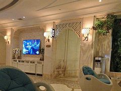 -麓湖国际水疗