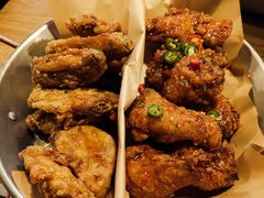 炸鸡翅一半一半-富乐满韩国正宗炸鸡韩国料理(虹泉路店)