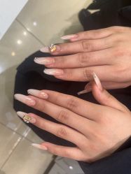 -尤米一站式美甲美睫