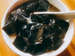 龟苓膏-旺旺饼屋传统糖水(黄塘路店)