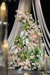 -花轿喜屋婚礼策划