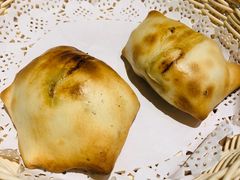 馕坑烤包子-巴扎美食·新疆菜·西域歌舞表演餐厅(新疆大厦店)