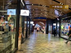 -砂之船奥莱(南京江宁店)