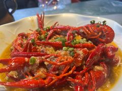 -冰冰龙虾·江湖菜·花园江景餐厅