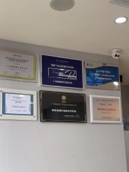 -维秘形体医美 M·VVON医生集团