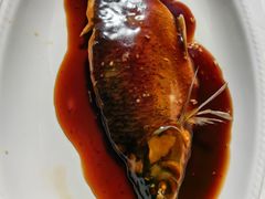 -楼外楼·停车场