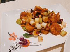 宫爆虾球-唐拉雅秀酒店-唐苑中餐厅