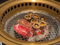 -山川小町·极番烧肉(新地假日广场店)
