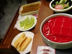 -沸炉重庆老火锅(军事博物馆店)