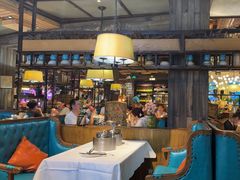 -领鲜活海鲜榴莲自助火锅(东门店)