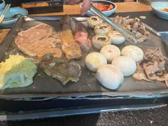 -犟牛家·榴莲烤肉(五棵松店)