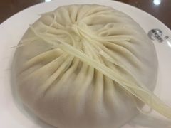 陈士荣蟹黄汤包-鸿运酒楼