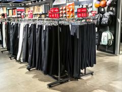 -燕莎奥特莱斯购物中心