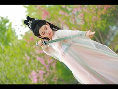 -九月鹰飞汉服摄影工作室