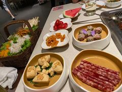 -海底捞火锅鲜切牛肉主题店(长寿路店)