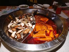 麻辣鸳鸯锅-大龙燚火锅(天钥桥路店)