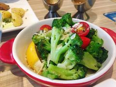-必胜客(威高广场店)