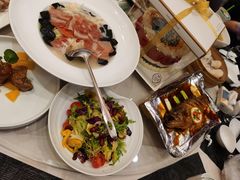 铁板锡纸鲈鱼-高第街56号港式餐厅·精选(世茂广场宽厚里大明湖店)