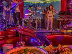 -108·公社·创意餐厅·LIVE HOUSE(李公堤店)