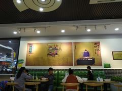 大堂-五星螺·柳州螺蛳粉(城中万达店)