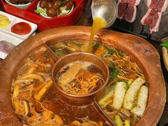 -滇釜火锅·能喝汤的火锅(车公庄店)