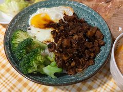 卤肉饭-艾蜜西餐厅(梅园店)