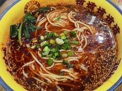 -二娃邓板凳面(解放碑店)