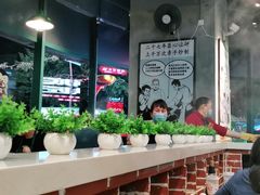 大堂-憨铁匠老火锅(龙岗万科里店)