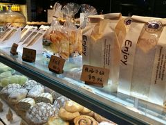-黑草莓(重庆路店)