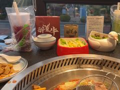 -醉董牛川派鲜肉自选火锅(烟台店)