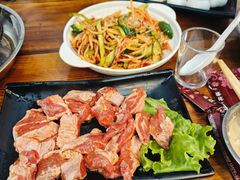 -韩风烤牛肉冷面店