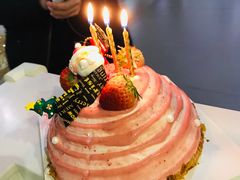 草莓的山丘-卷心卷意·轻甜蛋糕(新光天地店)