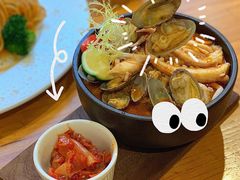 -more than meow吴止猫主题餐厅(承德 中船汇店)