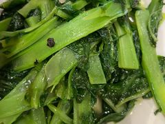 -兔行天下-鸿鹤鲜锅兔(中海国际店)