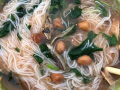 陵水酸粉-海大南门夜市(海富街店)