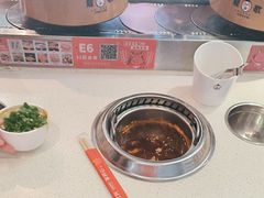 -龍歌自助小火锅(市南金茂湾店)