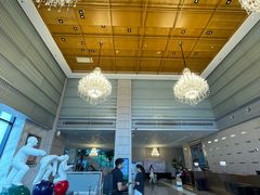 -上海虹桥西郊假日酒店