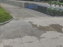 -茅草房·河畔园林火锅