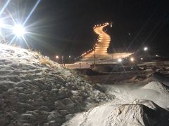 -丝绸之路山地度假区滑雪场