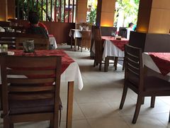-Mai Mai Restaurant
