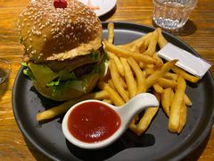 -1886德国汽车餐厅(外滩中央店)