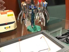 -茂昌眼镜(南京西路店)