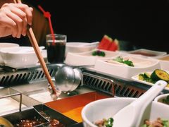 -海底捞火锅鲜切牛肉主题店(长寿路店)