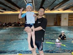 -小鲨鱼游泳培训(会展中心店)