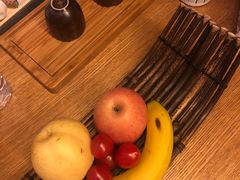 -西安大雁塔科技大学地铁站亚朵酒店