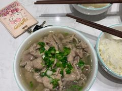 -犇逸·乐山跷脚牛肉·四川现炒(览海店)