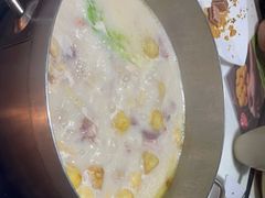 -洪氏嗨捞·猪肚鸡火锅(阳光天地店)