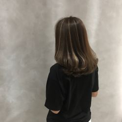 -HAIR HERE造型